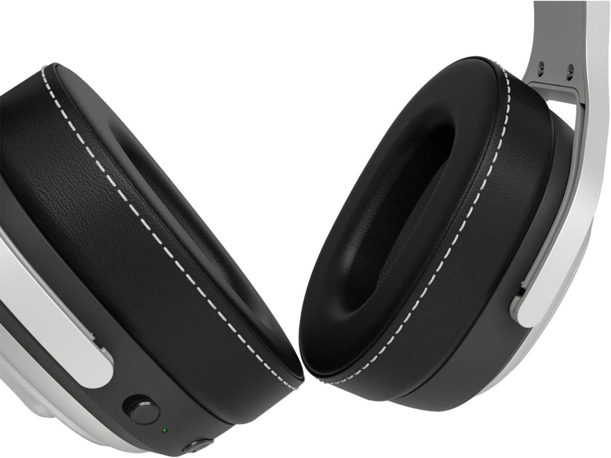 Black Noise-canceling Bluetooth Headphones (Renewed) O701