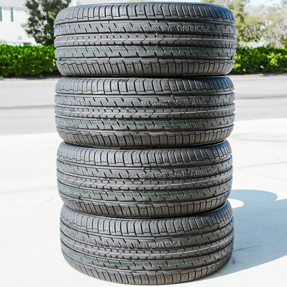 All Season 235/70R17 111H XL Passenger Tire U24214