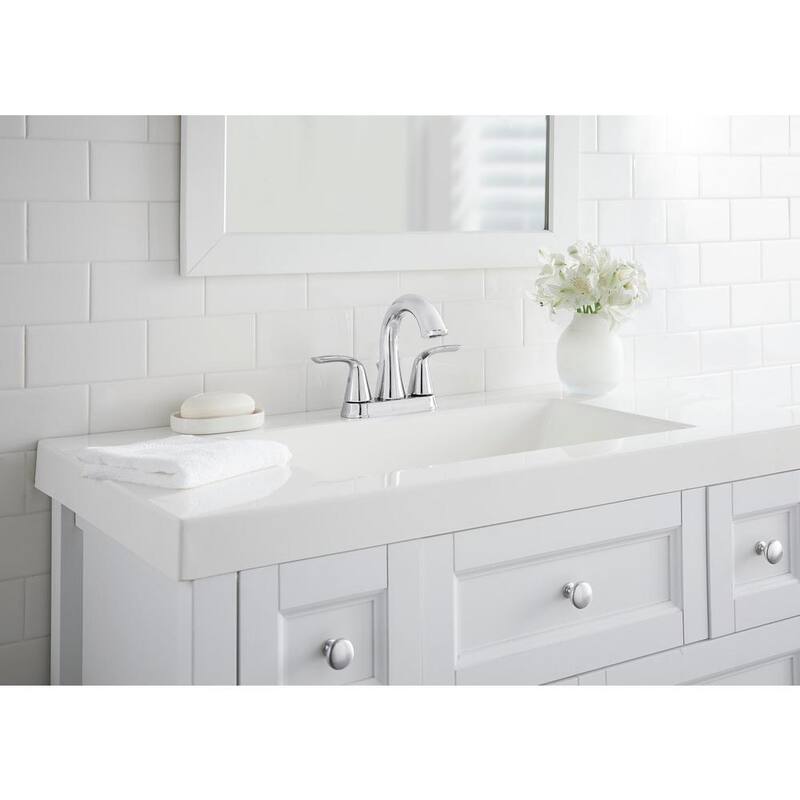 2-Handle Centerset Bathroom Faucet in Chrome M5752