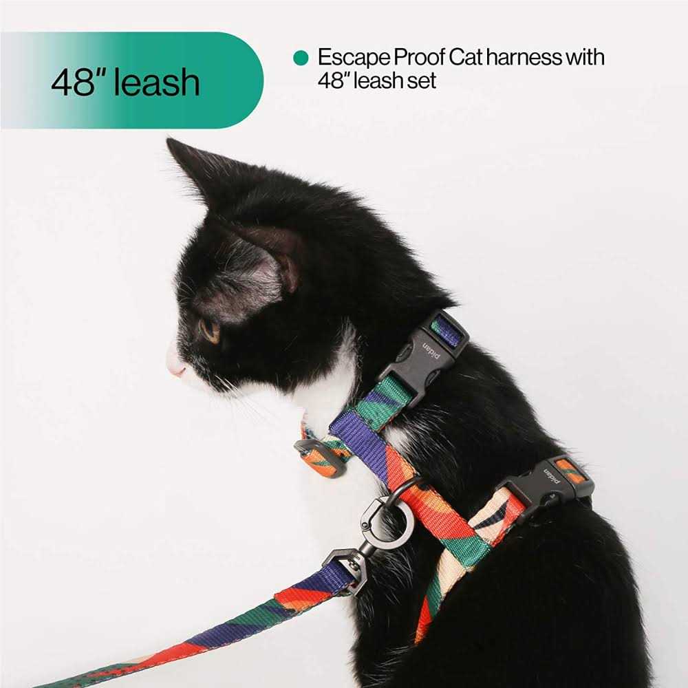 Cat Harness and Leash Set Adjustable H326918