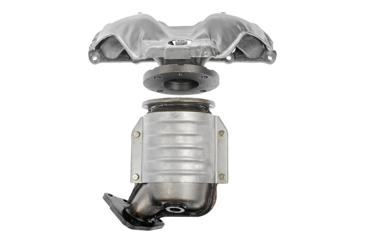 Exhaust Manifold with Catalytic Converter N81435