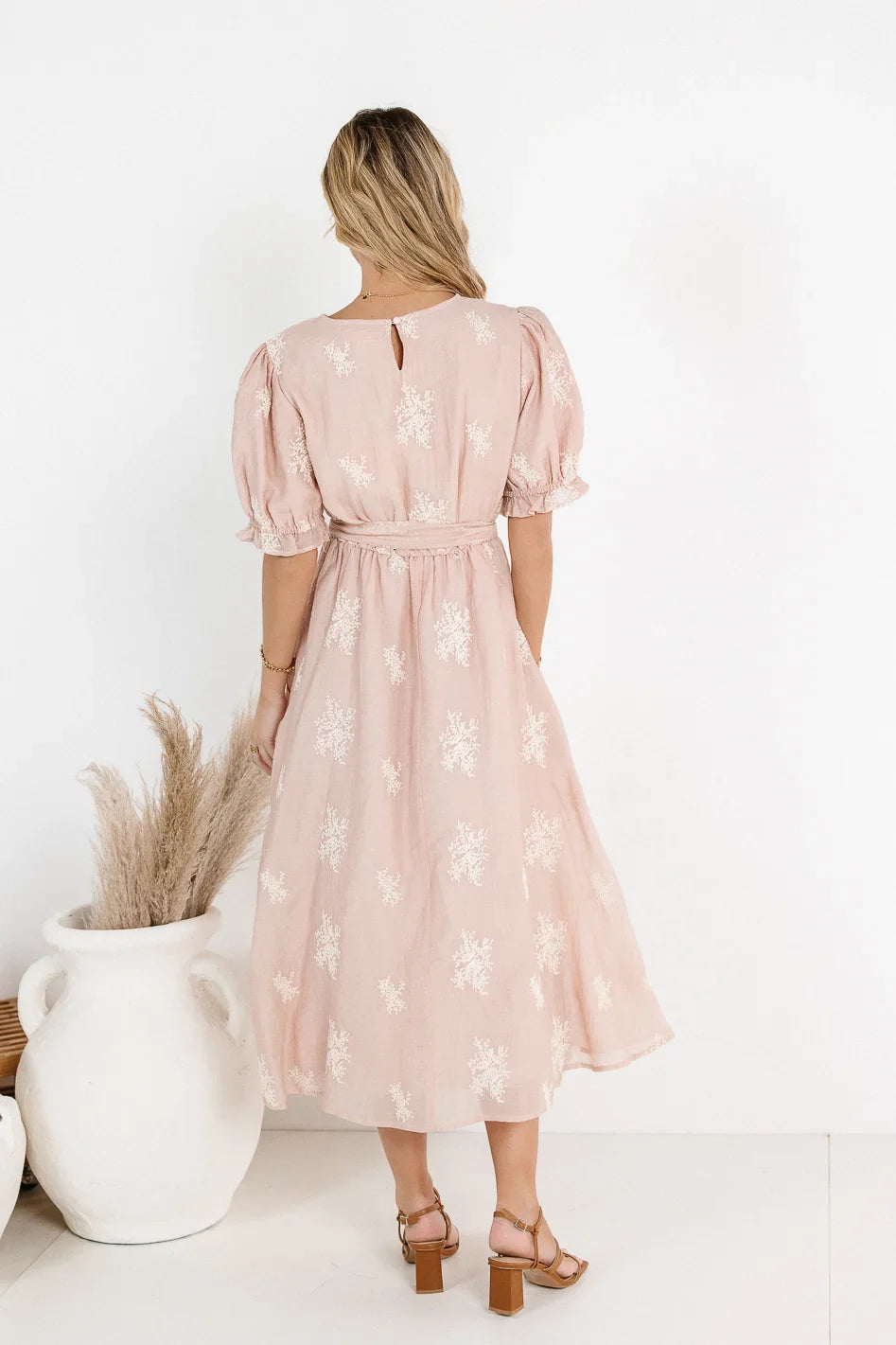 Embroidered Midi Dress M697169