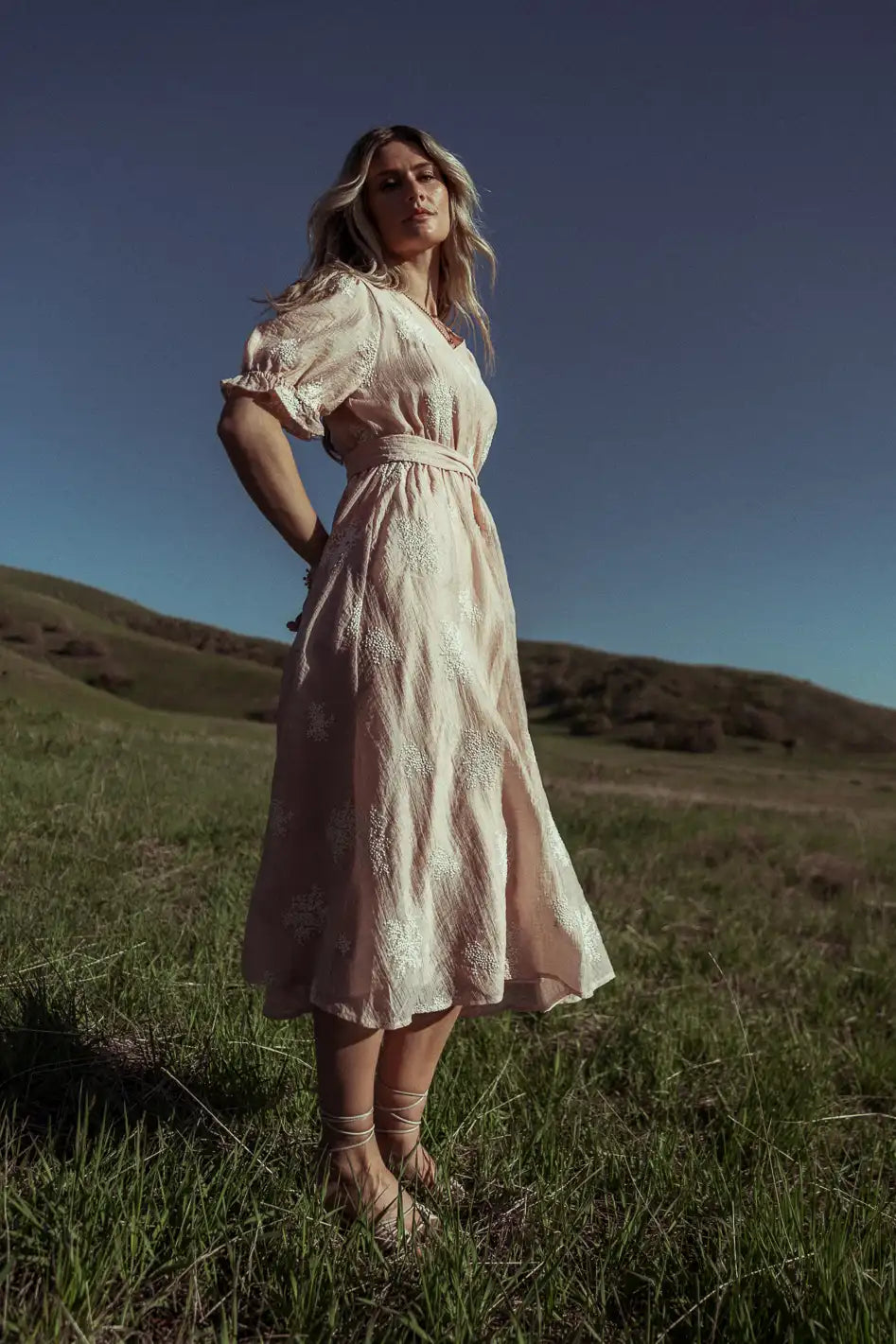 Embroidered Midi Dress M697169