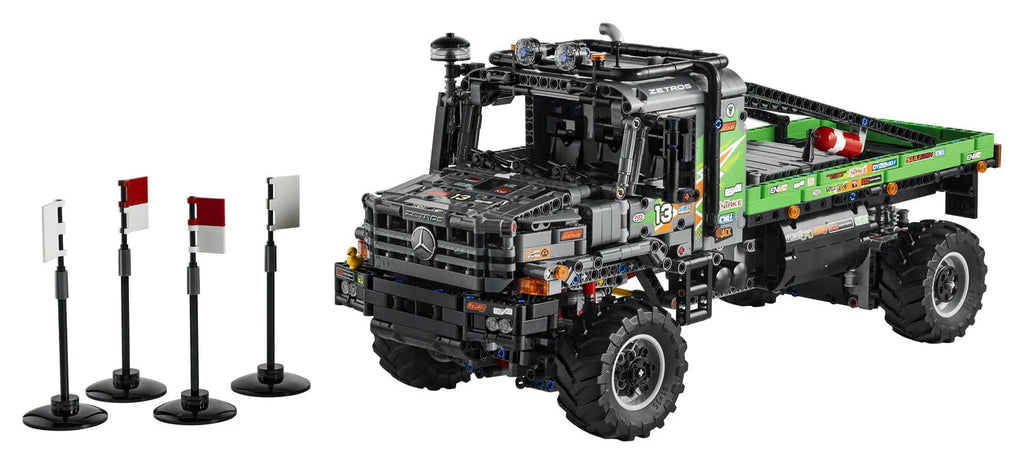 4x4 Building Toy 2,110 Pieces L31071