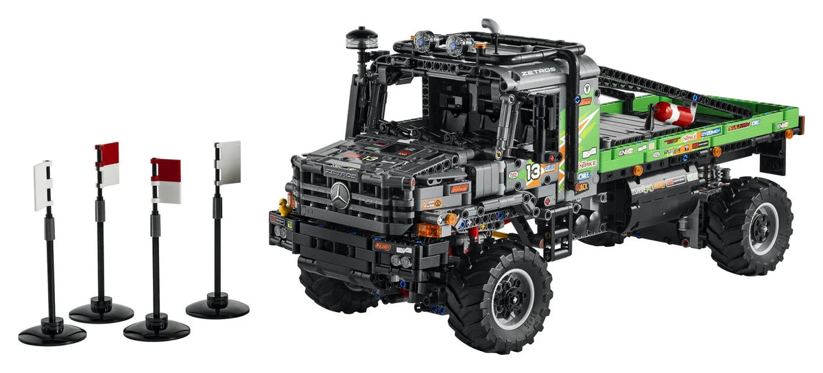 4x4 Building Toy 2,110 Pieces L31071