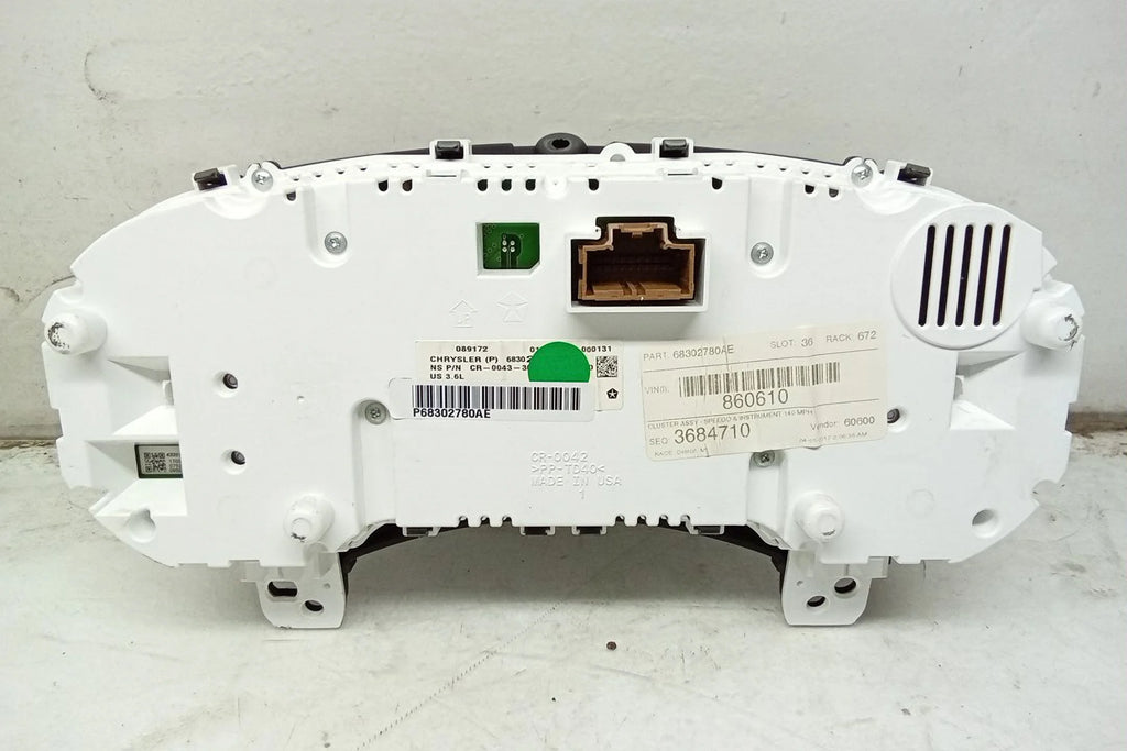 17 2017 Dodge Durango Speedometer 49K Miles OEM V4515