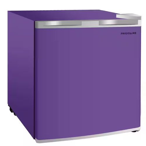 1.6 cu. ft. Mini Fridge with Freezer M1826
