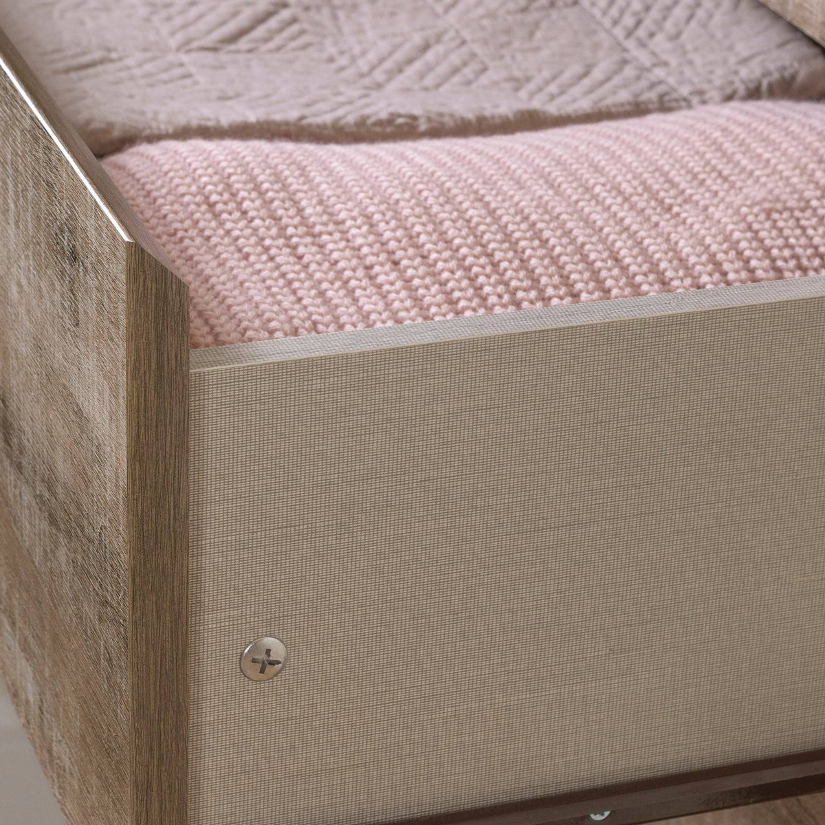 4-Drawer Chest X2560