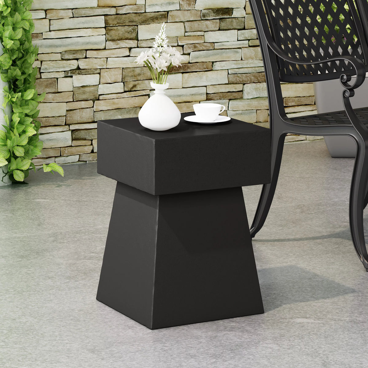 Lightweight Concrete Side Table B534